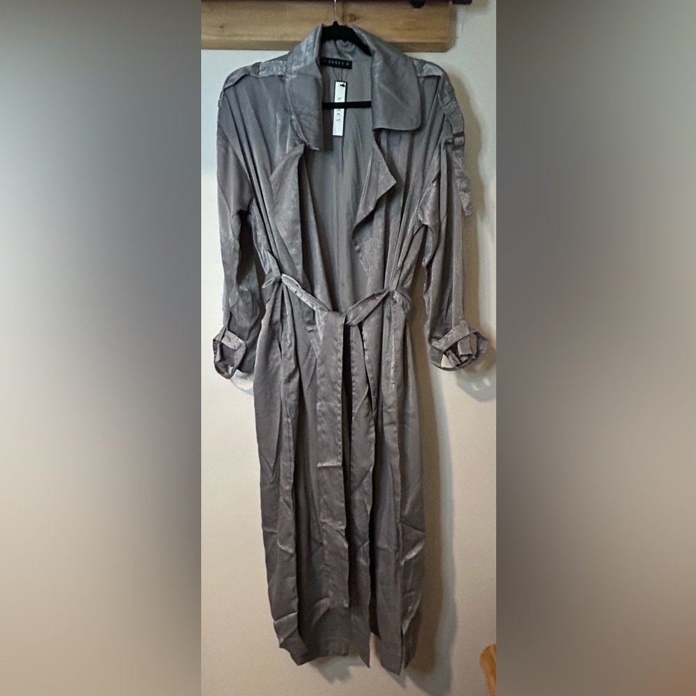 NWT SONCY LIGHTWEIGHT GREY TRENCH COAT WITH TAB DETAIL